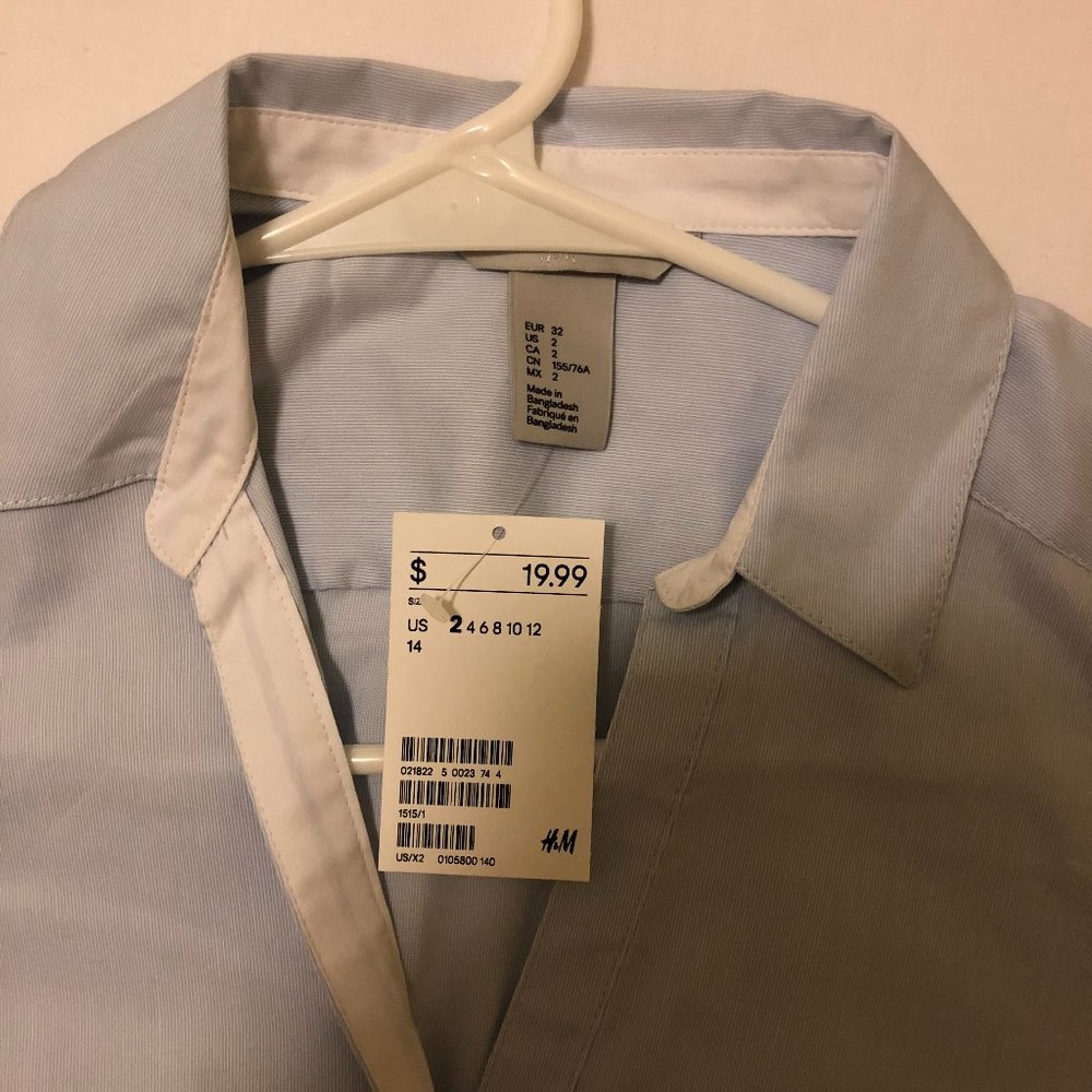 HM LIGHT BLUE SUIT SHIRT SIZE 2 NEW WITH TAG